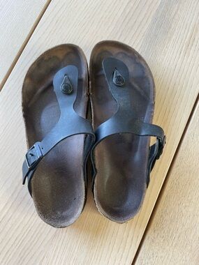 Birkenstock Gizeh sandals size 39 Birks, black Birenstock sandals size 39